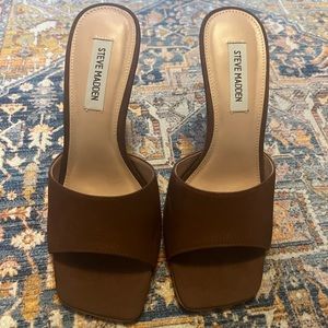 Steve Madden Brown Heels size 7.5